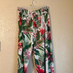 NWOT West loop white Tropical Floral Print Pants
